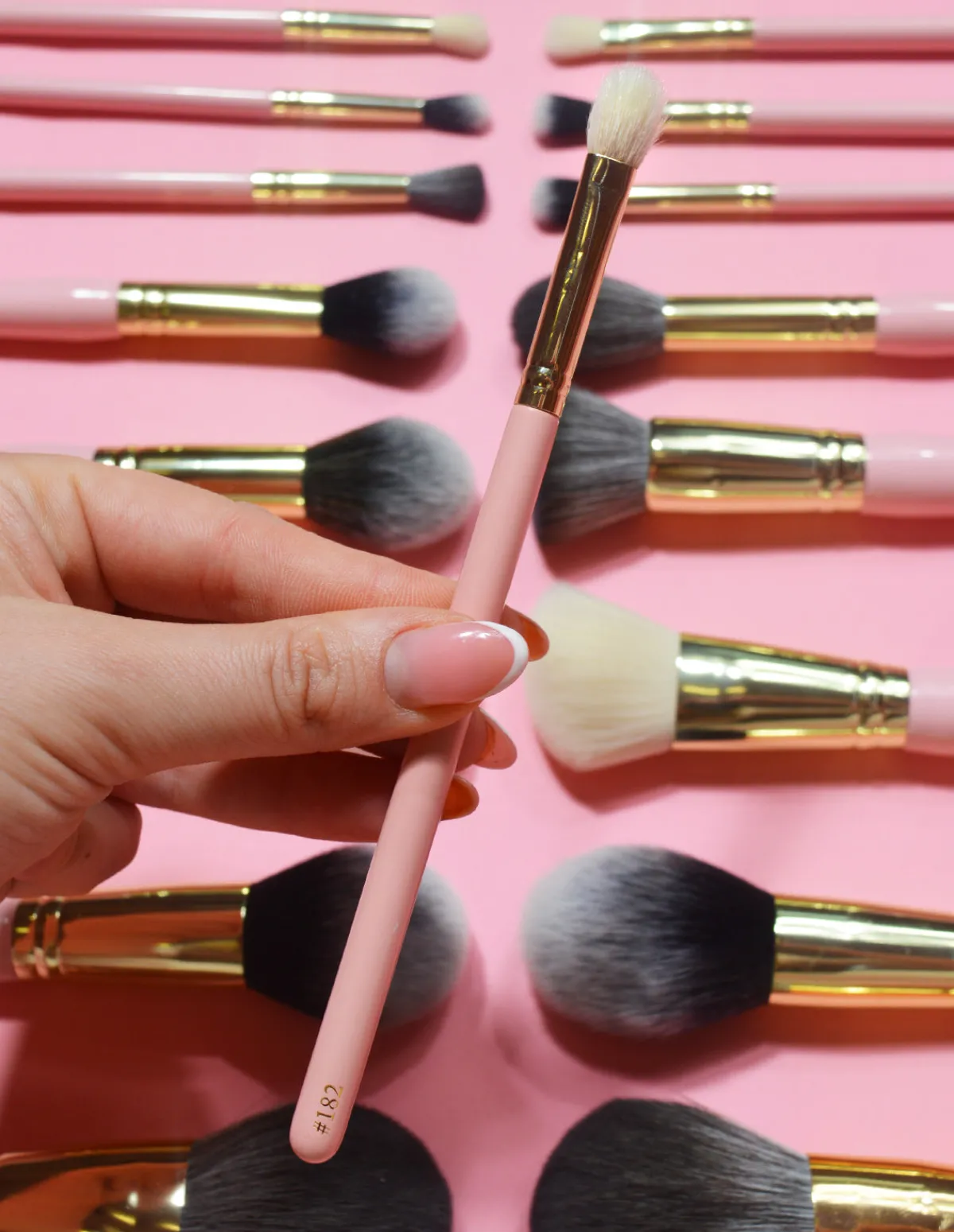 P. Louise P.Louise #182 Medium Pinched Multi-tasker Brush- Single Brushes